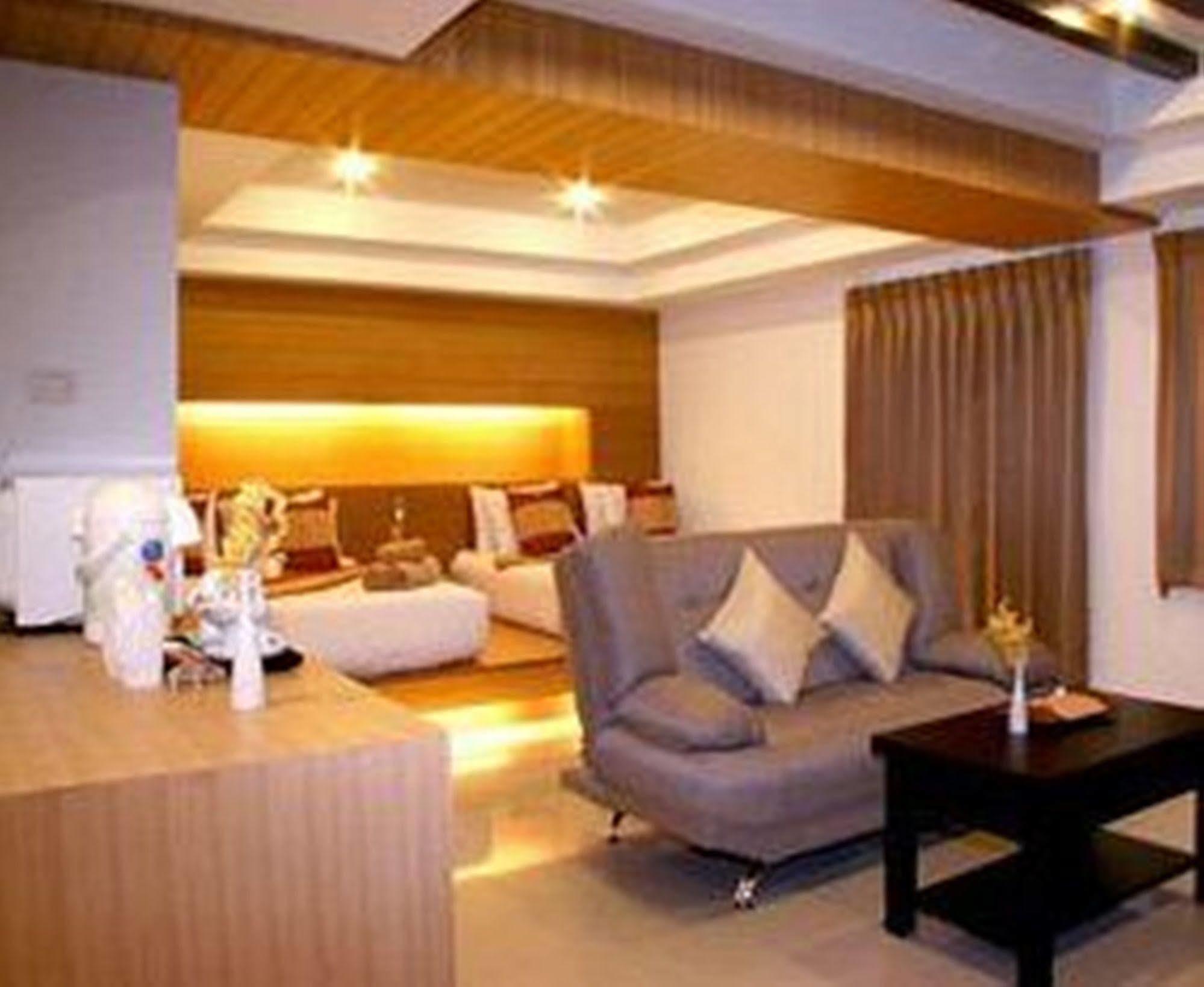 Tanawit Hotel & Spa Hua Hin Exteriör bild
